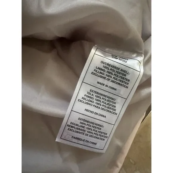 Canada Goose Women's Blush Quilted Vest - Picture 6 of 9